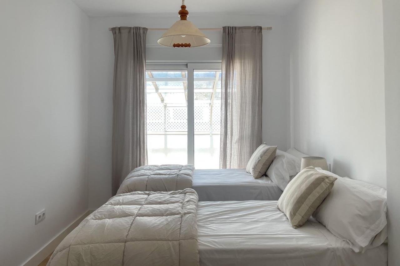 Infinity Sunny Home By Cadiz4Rentals Bagian luar foto